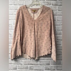 Rem Garson Vintage Rose Pink Eyelet Womens’ Suede Pullover Top Size Small.